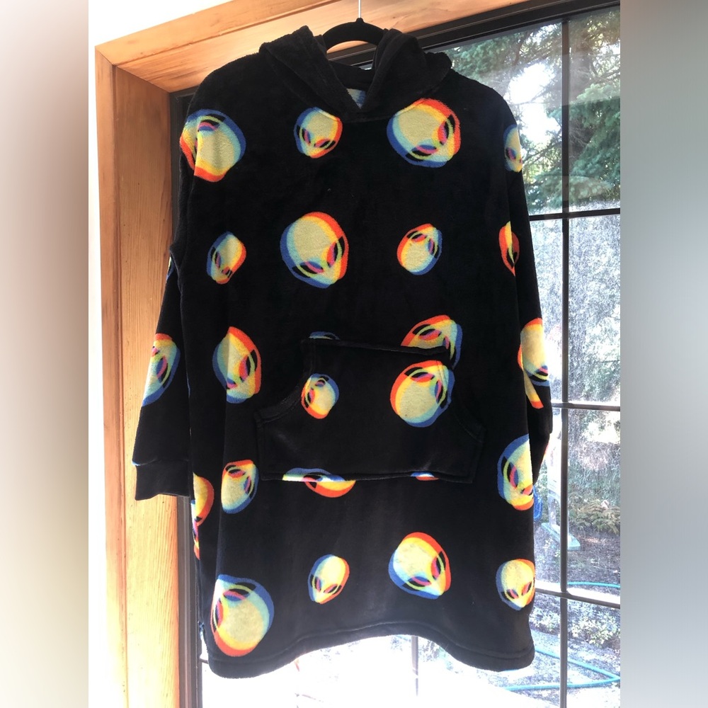 Plush Hooded Snuggie Sweater with Holographic Alien Print